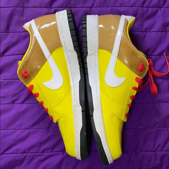 sponge bob nike shoes